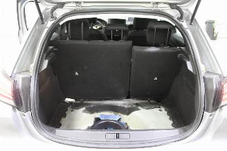 Peugeot 208  picture 17