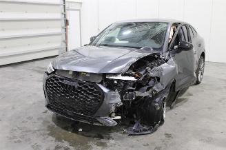 Unfallwagen Audi Q3  2024/1