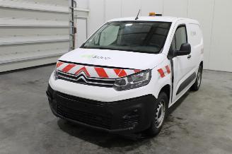 Voiture accidenté Citroën Berlingo  2021/11