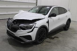 Voiture accidenté Renault Arkana  2024/4