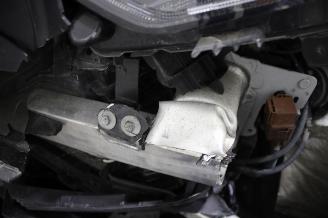 Peugeot 2008  picture 9