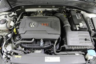 Volkswagen Golf  picture 16