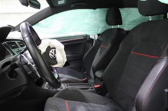 Volkswagen Golf  picture 12