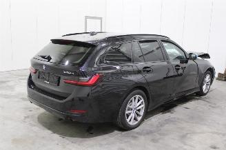 BMW 3-serie 320 picture 3