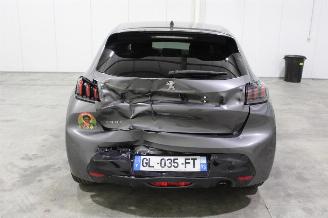 Peugeot 208  picture 5
