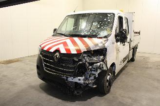 Coche accidentado Renault Master  2023/8