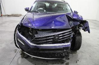 Volkswagen T-Roc  picture 6