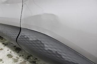 Renault Captur  picture 21