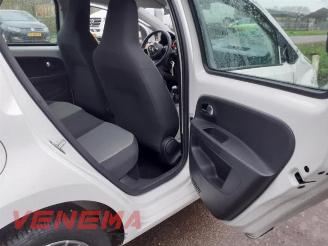 Volkswagen Up! Up! (121), Hatchback, 2011 1.0 12V 75 picture 21