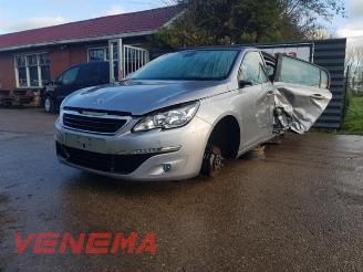 Peugeot 308  picture 2