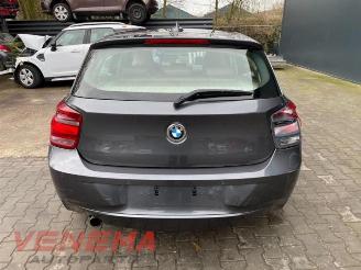 Coche siniestrado BMW 1-serie 1 serie (F20), Hatchback 5-drs, 2011 / 2019 116i 1.6 16V 2013