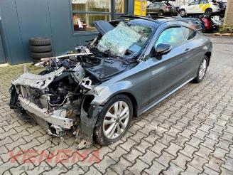 Vrakbiler auto Mercedes C-klasse C (C205), Coupe, 2015 C-300 2.0 Turbo 16V 2019/0
