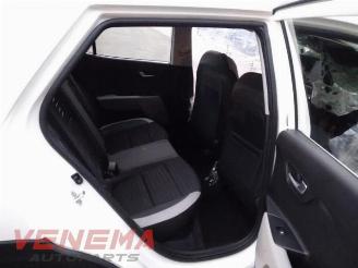 Kia Stonic Stonic (YB), SUV, 2017 1.0i T-GDi 12V picture 11