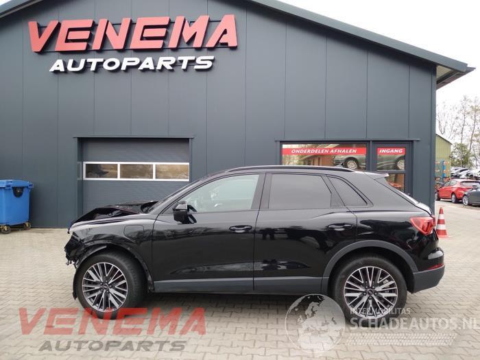 Audi Q3 Q3 (F3B), SUV, 2018 1.4 45 TFSI e 16V