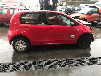 demontáž osobní automobily Volkswagen Up! benzine 2015/1