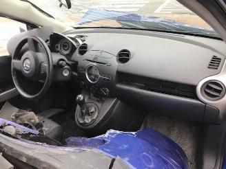 Coche siniestrado Mazda 2  2008/1
