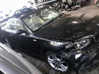 Coche siniestrado BMW 1-serie 2000cc - benzine - 6vit  - cabrio 2011/1