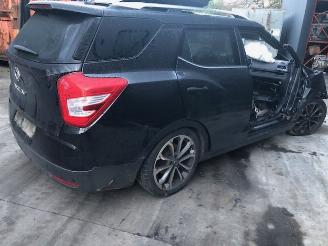 demontáž osobní automobily Ssang yong XLV 1600 diesel 85KW 2017 2017/1