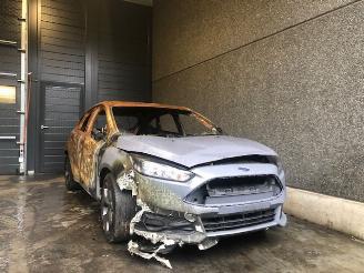 rozbiórka samochody osobowe Ford Focus FOCUS ST  - 2000CC - 184KW - BENZINE - EURO6B 2017/12