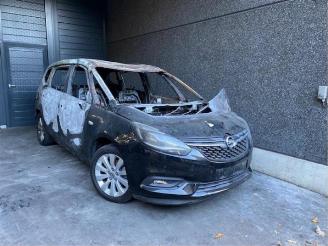 Sloopauto Opel Zafira 2017 1600CC 6VIT 88KW 2017/11