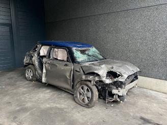 Coche siniestrado Mini One F55 1.5D 2019 2019/1