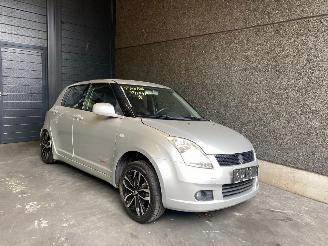 Salvage car Suzuki Swift (ZA/ZC/ZD1/2/3/9) Hatchback 2005 / 2010 1.3 VVT 16V Hatchback  Benzine 1.328cc 68kW (92pk) FWD 2005-02/2010-09 2007/4