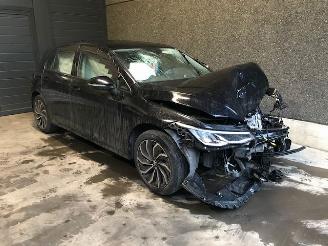 demontáž osobní automobily Volkswagen Golf VIII (CD1) Hatchback 2019 1.5 TSI BlueMotion 16V Hatchback  Benzine 1.495cc 96kW (131pk) FWD 2021/2