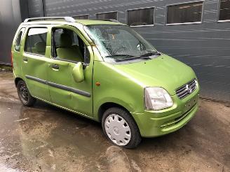 rozbiórka samochody osobowe Opel Agila (A) MPV 2000 / 2007 1.2 16V MPV  Benzine 1.199cc 55kW (75pk) FWD 2003/9