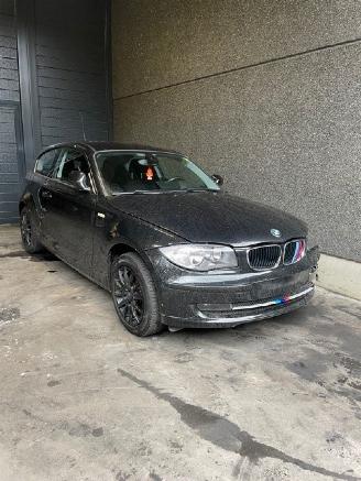 disassembly passenger cars BMW 1-serie  2010/1