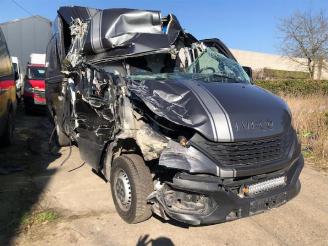 Sloopauto Iveco Daily  2021/3