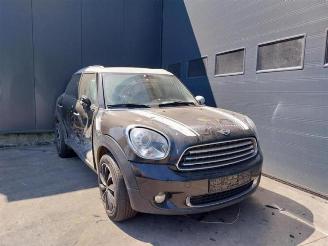 Autoverwertung Mini Countryman  2012/8