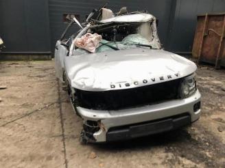 Coche siniestrado Land Rover Discovery Discovery IV (LAS), Terreinwagen, 2009 / 2018 3.0 TD V6 24V 2015/1