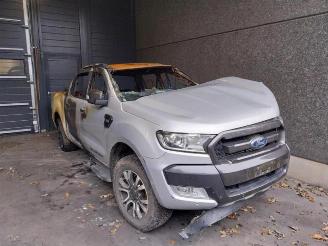 Coche siniestrado Ford Ranger  2016/1
