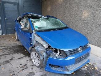 Coche siniestrado Volkswagen Polo Polo V (6R), Hatchback, 2009 / 2017 1.2 12V 2011/11