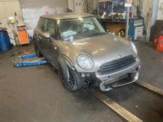 Coche siniestrado Mini One Mini (R56), Hatchback, 2006 / 2013 1.6 One D 16V 2011/10