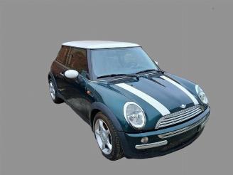 Coche siniestrado Mini Cooper Mini One/Cooper (R50), Hatchback, 2001 / 2007 1.6 16V Cooper 2003/12