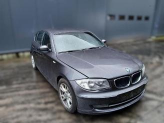 demontáž osobní automobily BMW 1-serie 1 serie (E87/87N), Hatchback 5-drs, 2003 / 2012 120i 16V 2008/12