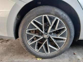 Skoda Octavia Octavia Combi (NXAC), Combi 5-drs, 2019 1.0 TSI e-TEC 12V picture 21