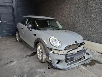 Sloopauto Mini One Mini (F56), Hatchback 3-drs, 2013 1.5 12V One D 2017/7