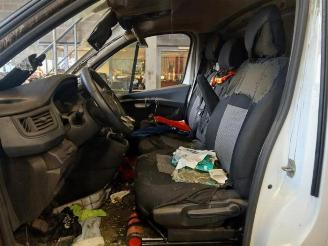 Renault Trafic Trafic (1FL/2FL/3FL/4FL), Van, 2014 2.0 dCi 16V 130 picture 14