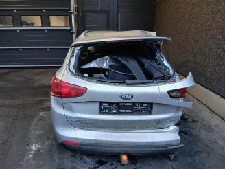 Kia Cee d  picture 2