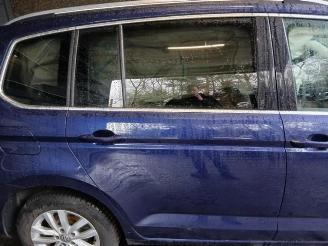 Volkswagen Touran Touran (5T1), MPV, 2015 1.6 TDI SCR BlueMotion Technology picture 17