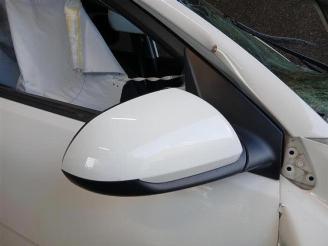 Kia Stonic Stonic (YB), SUV, 2017 1.0i T-GDi 12V Eco-Dynamics+ picture 17