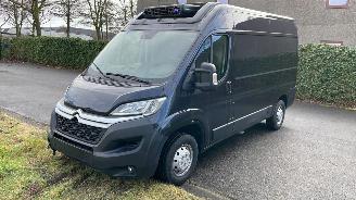 damaged passenger cars Citroën Jumper  2020/8