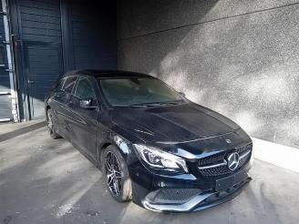 Vrakbiler auto Mercedes Cla-klasse CLA Shooting Brake (117.9), Combi, 2015 / 2019 1.6 CLA-180 16V 2019/8