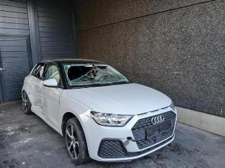Vrakbiler auto Audi A1 A1 Sportback (GBA), Hatchback 5-drs, 2018 1.0 25 TFSI 12V 2021/4