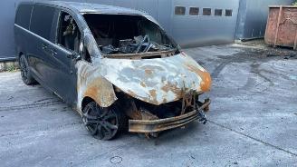 Coche siniestrado Mercedes V-klasse V (447.8), MPV, 2014 2.1 250 BlueTEC, 250 d 16V 2019/1