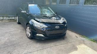 Vrakbiler auto Hyundai I-20 i20 (GBB), Hatchback, 2014 / 2020 1.2i 16V 2015/12