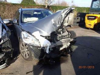 Coche siniestrado Mercedes C-klasse 2200 diesel 2011/1