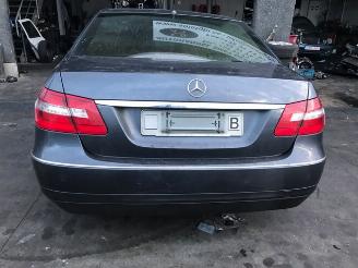 Coche siniestrado Mercedes E-klasse EW212 - DIESEL - 2200 CC - AUTOMAAT 2011/1